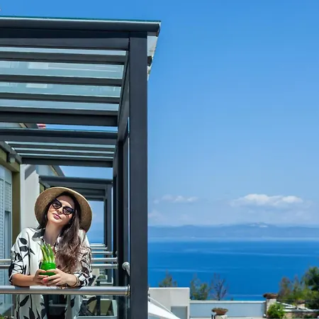 Sunny Pende Χανιώτη